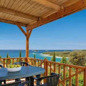 *** Parco vacanze Camping Orsera Croazia