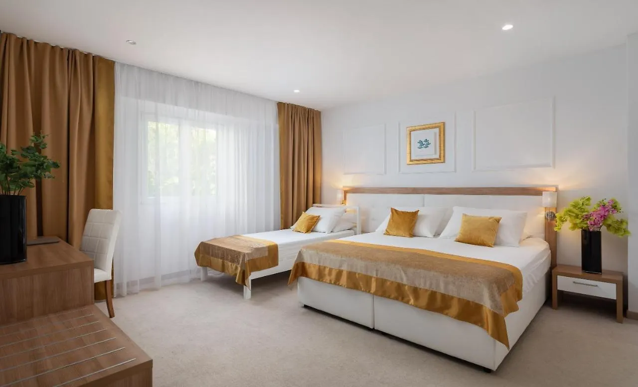 Hotel Corner Spalato 4*,