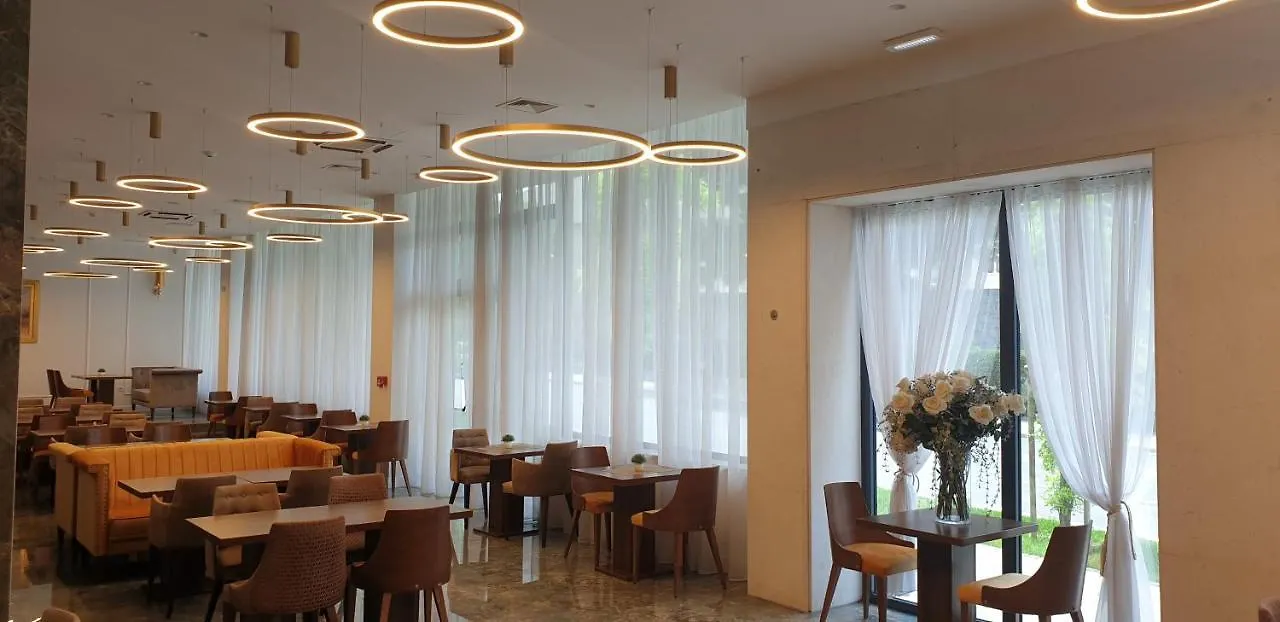 Hotel Corner Spalato 4*,  Croazia